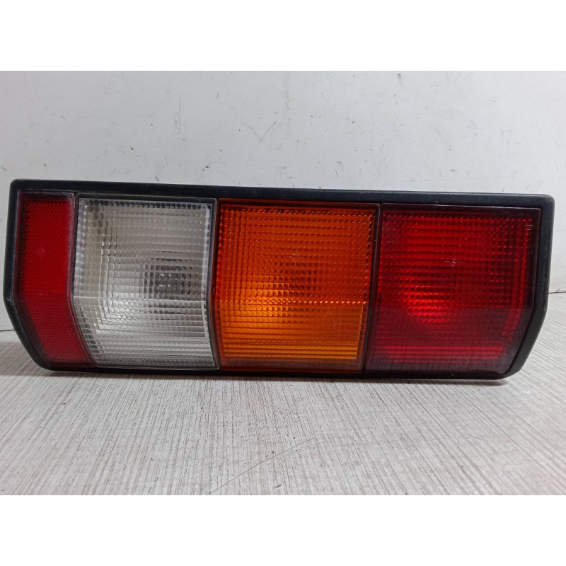 Recambio de piloto trasero izquierdo para renault express furgoneta/monovolumen (f40_, g40_) 1.2 (f406, g40a) referencia OEM IAM