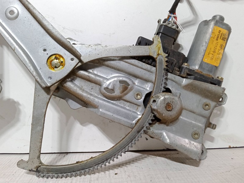 Recambio de elevalunas delantero izquierdo para opel zafira a monospace (t98) 1.6 16v (f75) referencia OEM IAM 90579355.101249-2
