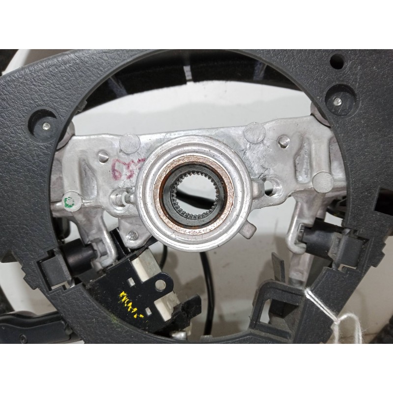 Recambio de volante para toyota corolla verso (zer_, zze12_, r1_) 1.8 (znr11_) referencia OEM IAM   