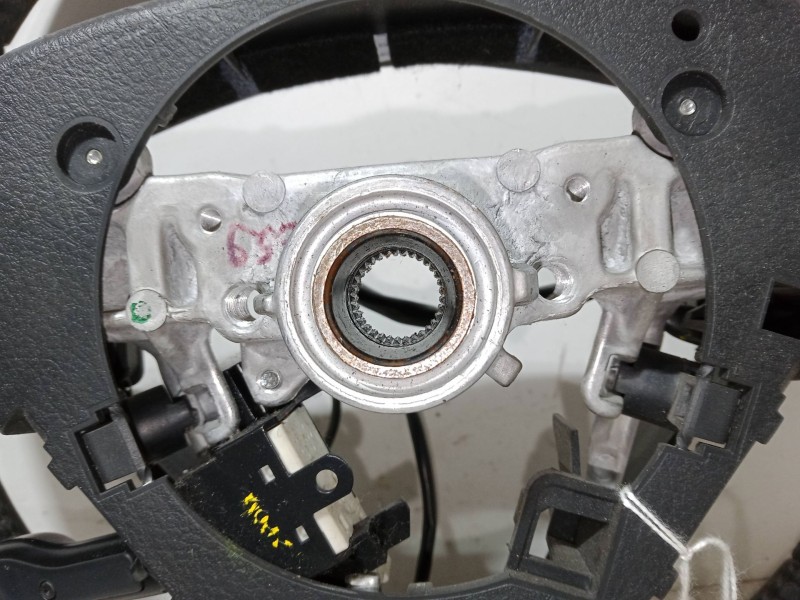 Recambio de volante para toyota corolla verso (zer_, zze12_, r1_) 1.8 (znr11_) referencia OEM IAM   