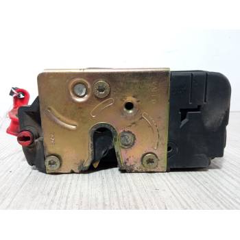 CERRADURA PUERTA TRASERA IZQUIERDA 
