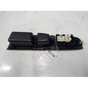 MANDO ELEVALUNAS DELANTERO DERECHO 742310D690 