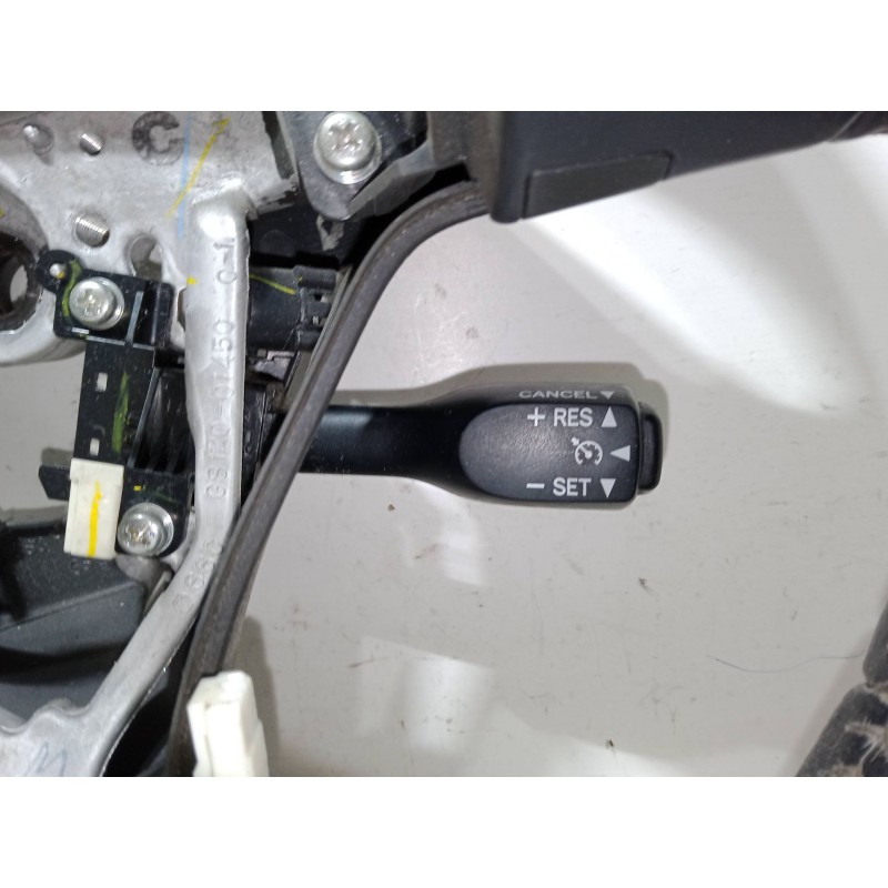 Recambio de volante para toyota corolla verso (zer_, zze12_, r1_) 1.8 (znr11_) referencia OEM IAM   