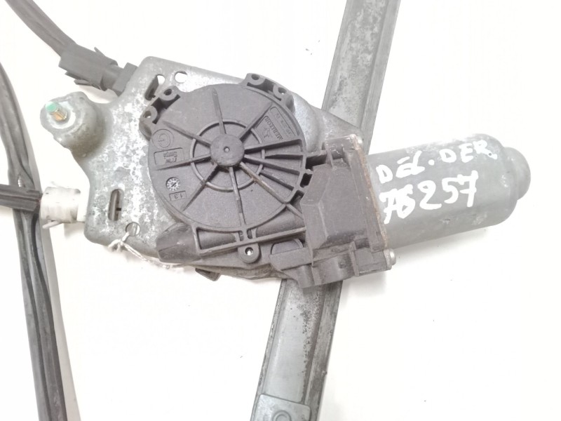 Recambio de elevalunas electrico delantero derecho para renault laguna ii (bg0/1_) 1.9 dci (bg1a, bg1v) referencia OEM IAM   