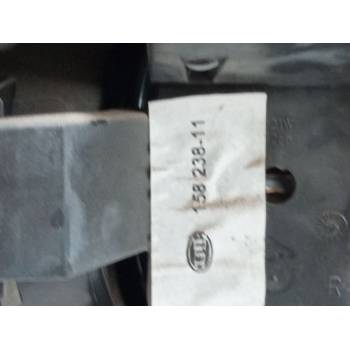 PILOTO TRASERO DERECHO 15823811 