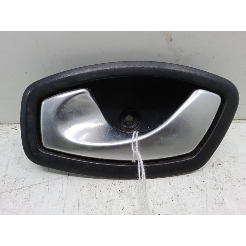 Recambio de maneta interior puerta delantera izquierda para renault clio iv (bh_) 1.5 dci 90 referencia OEM IAM   