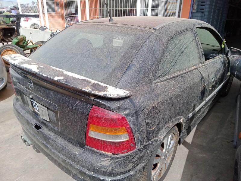 opel astra g hatchback (t98) del año 2001