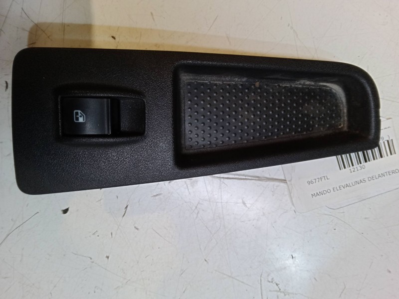 Recambio de mando elevalunas delantero derecho para fiat grande punto (199_) 1.2 referencia OEM IAM   