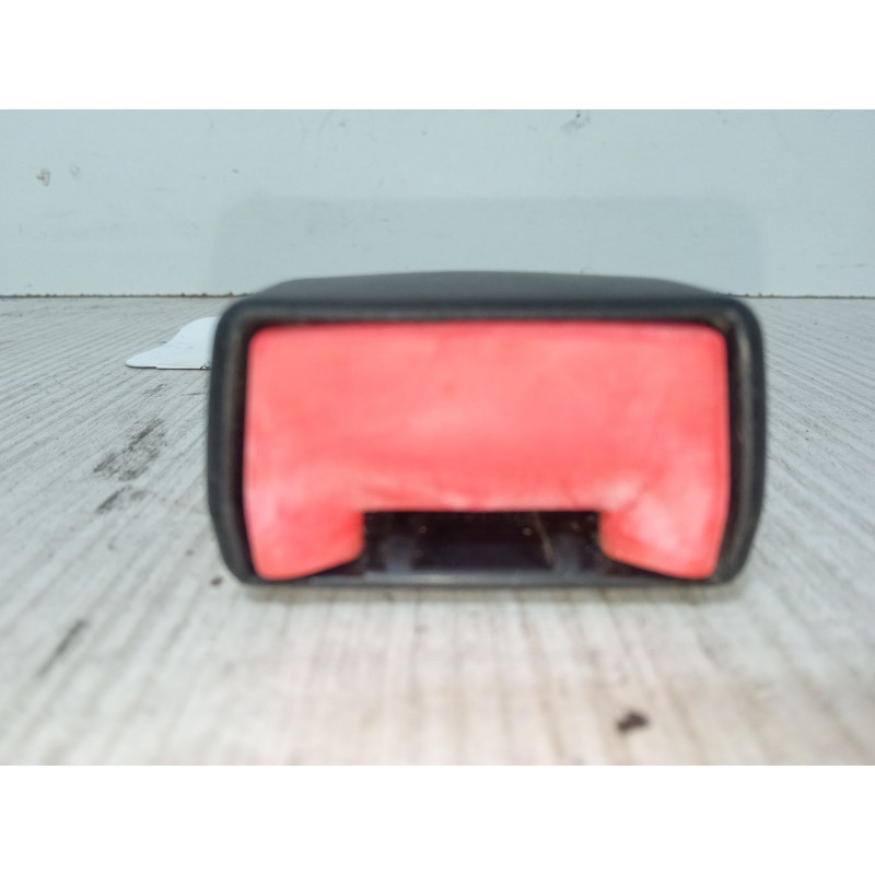 Recambio de anclaje cinturon delantero derecho para fiat panda / panda classic (169_) 1.2 (169.axb11, 169.axb1a) referencia OEM 