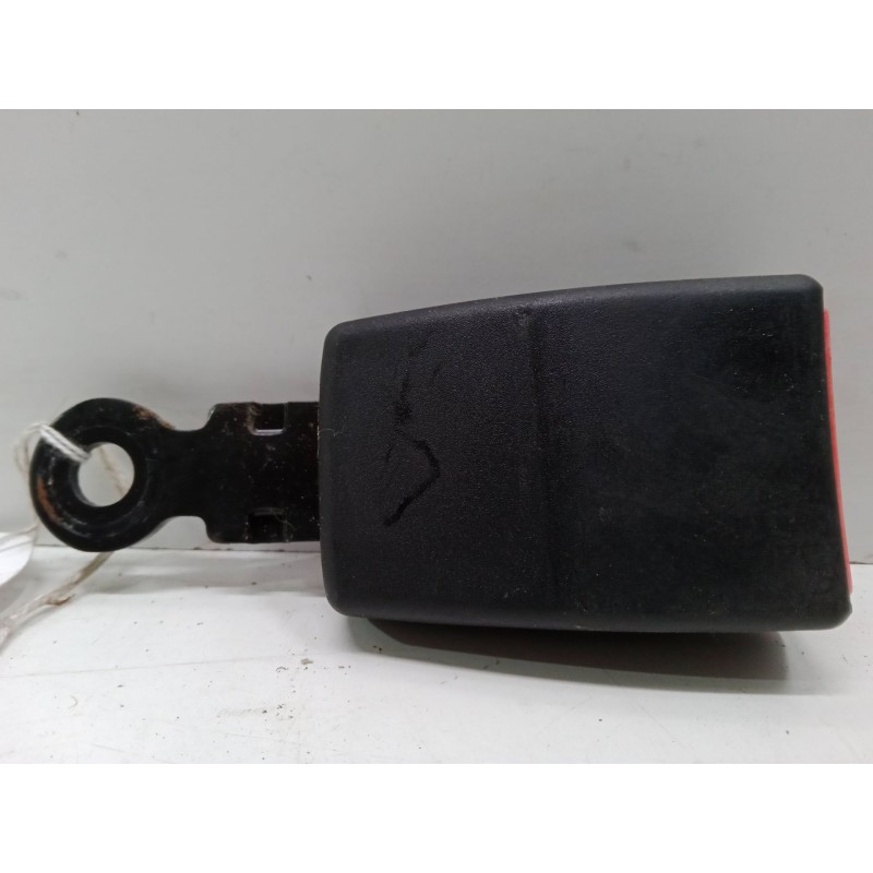 Recambio de anclaje cinturon delantero izquierdo para fiat panda / panda classic (169_) 1.2 (169.axb11, 169.axb1a) referencia OE