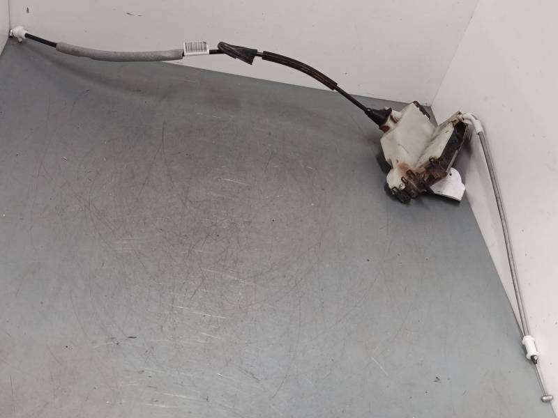 CERRADURA PUERTA DELANTERA DERECHA 