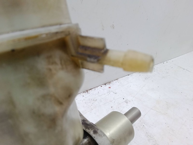 Recambio de bomba freno para peugeot 407 (6d_) 2.0 hdi 135 (6drhrh, 6drhre, 6drhrg, 6drhrj) referencia OEM IAM   