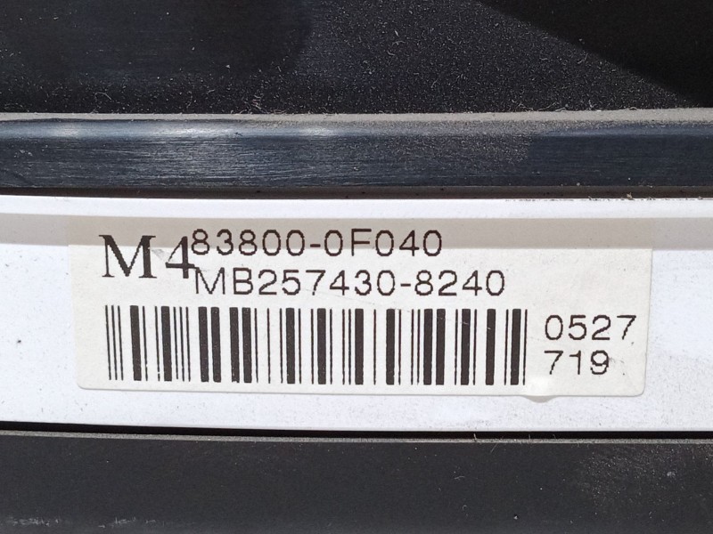 Recambio de cuadro instrumentos para toyota corolla verso (zer_, zze12_, r1_) 1.8 (znr11_) referencia OEM IAM M483800-0F040 MB25