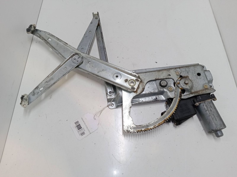 Recambio de elevalunas electrico delantero derecho para opel vectra b (j96) 2.0 dti 16v (f19) referencia OEM IAM   