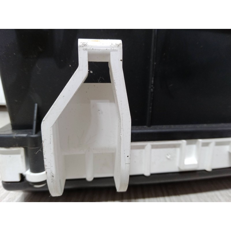 Recambio de cuadro instrumentos para toyota corolla verso (zer_, zze12_, r1_) 1.8 (znr11_) referencia OEM IAM M483800-0F040 MB25