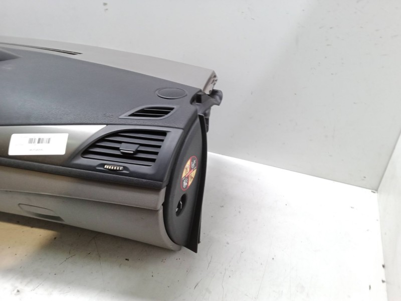 Recambio de salpicadero para renault megane iii hatchback (bz0/1_, b3_) 1.6 16v (bz0h) referencia OEM IAM   