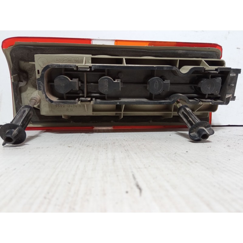 Recambio de piloto trasero izquierdo para ford fiesta furgoneta/monovolumen (j5_, j3_) 1.8 d referencia OEM IAM   