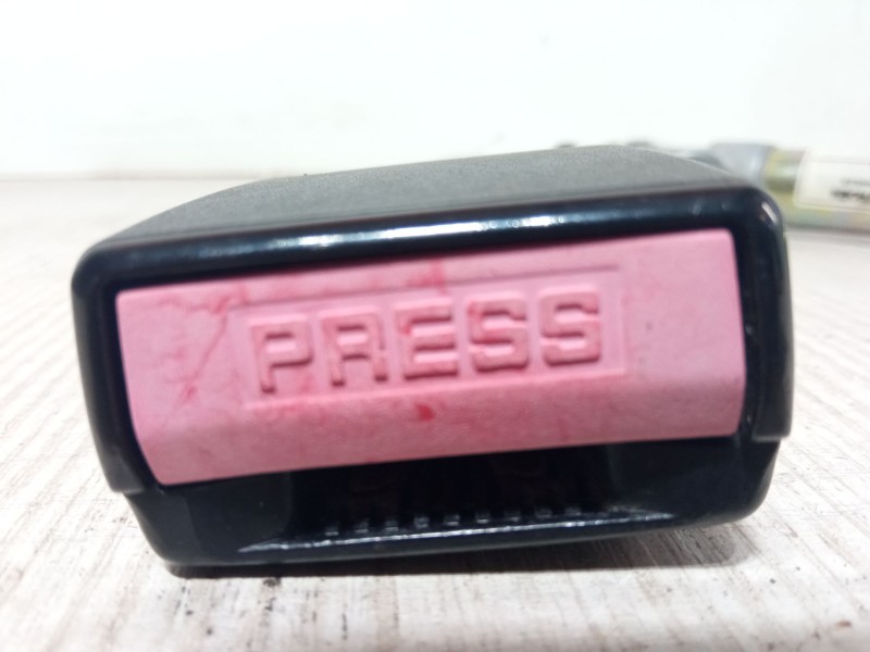 Recambio de anclaje con pretensor delantero izquierdo para peugeot 306 hatchback (7a, 7c, n3, n5) 1.6 referencia OEM IAM AC06B58