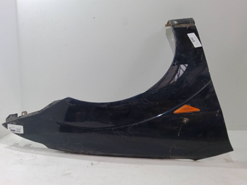 Recambio de aleta delantera derecha para ford focus i (daw, dbw) 1.6 16v referencia OEM IAM   