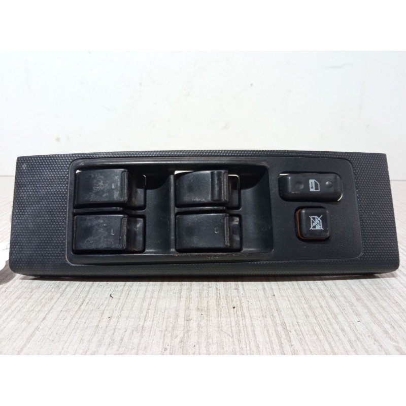 Recambio de mando elevalunas delantero izquierdo para toyota corolla verso (zer_, zze12_, r1_) 1.8 (znr11_) referencia OEM IAM 3