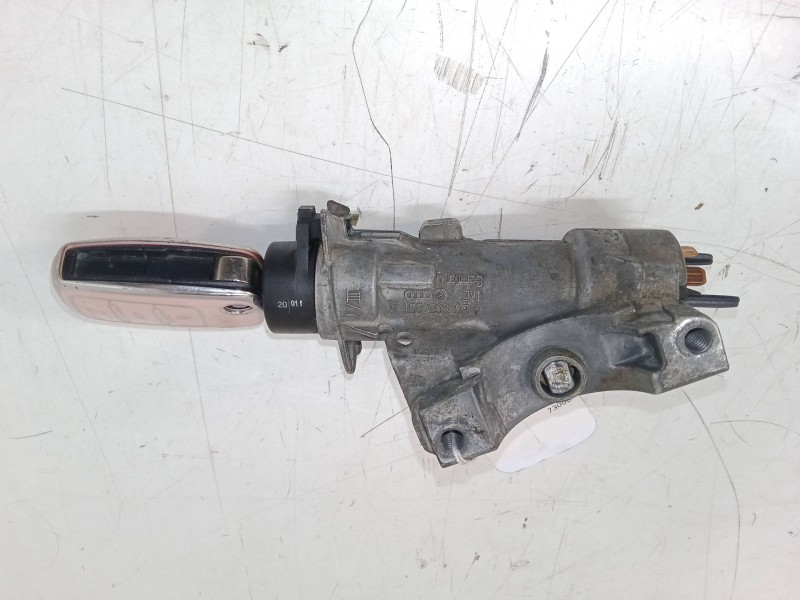 Recambio de clausor para audi a3 (8l1) 1.9 tdi referencia OEM IAM    Recambio de clausor para audi a3 (8l1) 1.9 tdi referencia OEM IAM