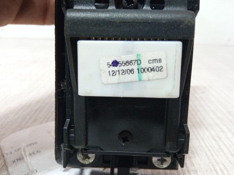 Recambio de mando elevalunas delantero izquierdo para toyota corolla verso (zer_, zze12_, r1_) 1.8 (znr11_) referencia OEM IAM 3