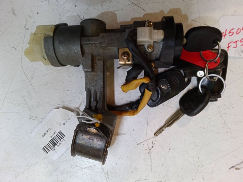 Recambio de clausor para hyundai tucson (jm) 2.0 crdi referencia OEM IAM   