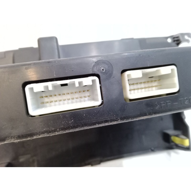 Recambio de mando climatizador para toyota corolla verso (zer_, zze12_, r1_) 2.2 d-4d (aur10_) referencia OEM IAM 559000F020  MB