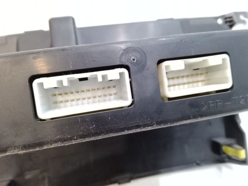 Recambio de mando climatizador para toyota corolla verso (zer_, zze12_, r1_) 2.2 d-4d (aur10_) referencia OEM IAM 559000F020  MB