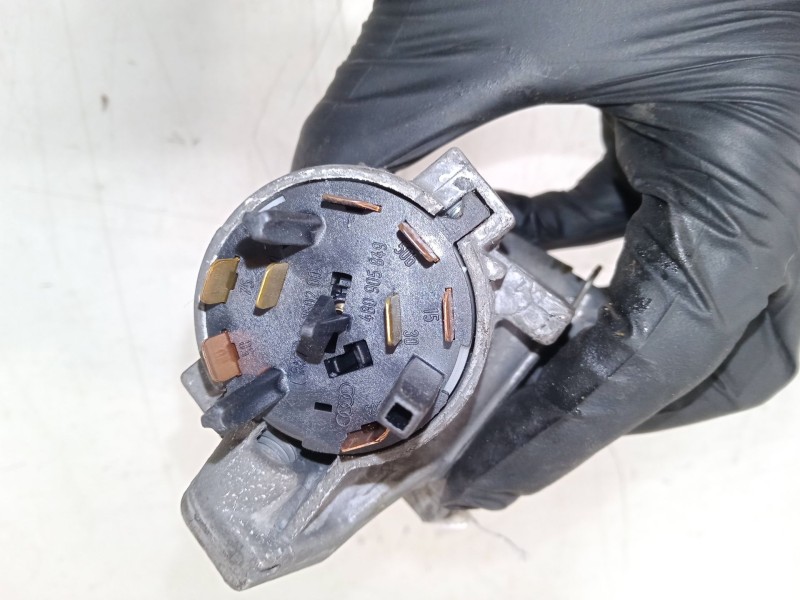 Recambio de clausor para audi a3 (8l1) 1.9 tdi referencia OEM IAM    Recambio de clausor para audi a3 (8l1) 1.9 tdi referencia OEM IAM