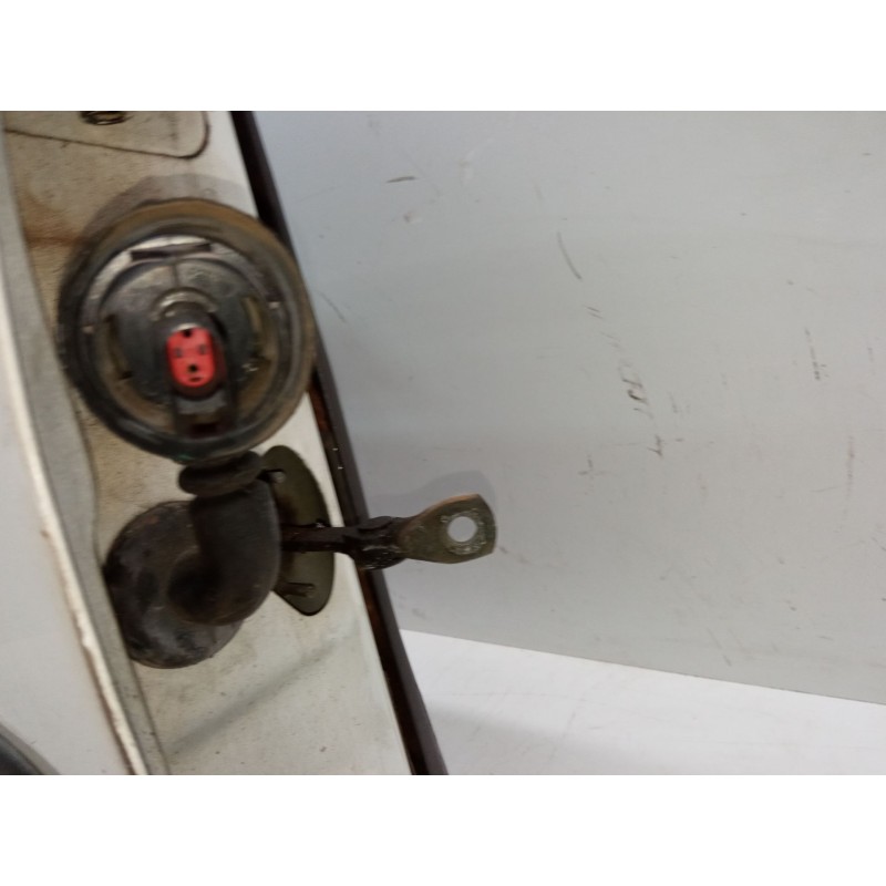 Recambio de puerta delantera derecha para ford fiesta furgoneta/monovolumen (j5_, j3_) 1.8 d referencia OEM IAM   