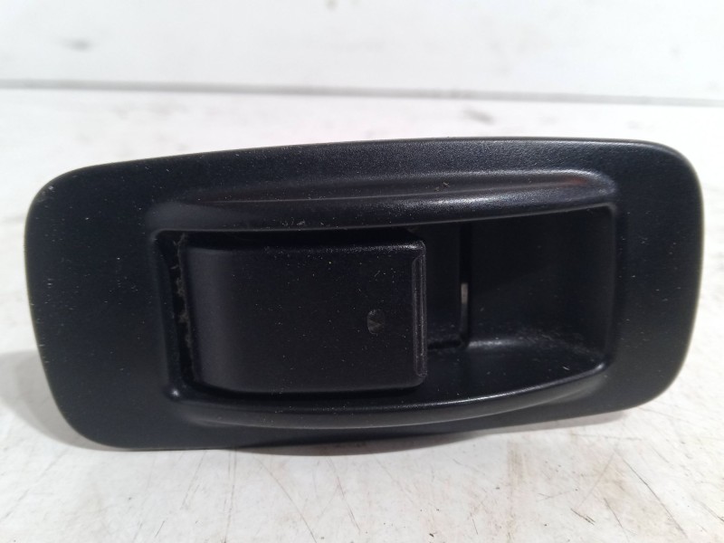 Recambio de mando elevalunas trasero derecho para toyota corolla verso (zer_, zze12_, r1_) 1.8 (znr11_) referencia OEM IAM 54035