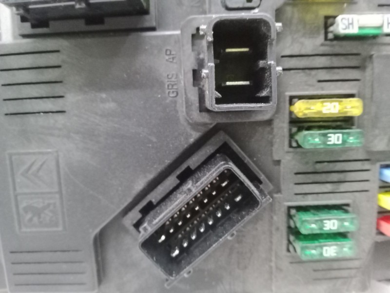 Recambio de bsi para peugeot 407 (6d_) 2.0 hdi 135 (6drhrh, 6drhre, 6drhrg, 6drhrj) referencia OEM IAM S120104600L9655708480  BS