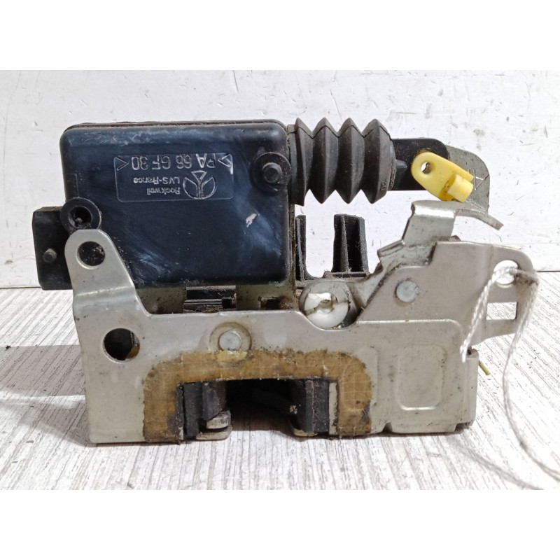 Recambio de cerradura puerta delantera derecha para dacia sandero 1.4 (bs0c, bs0a, bs0g, bs1f, bs0e) referencia OEM IAM 82007352