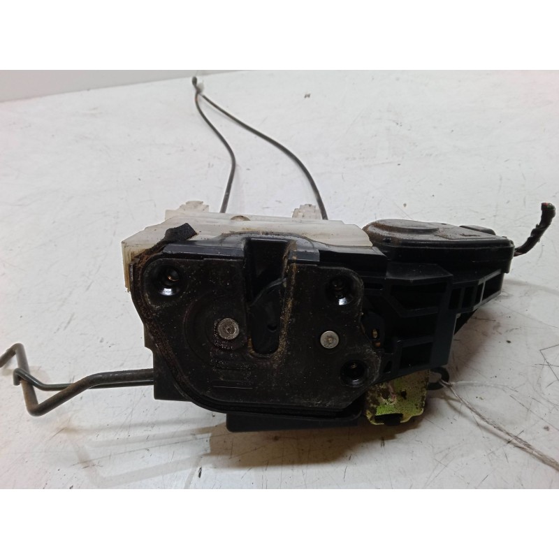 Recambio de cerradura puerta delantera izquierda para hyundai tucson (jm) 2.0 crdi referencia OEM IAM   