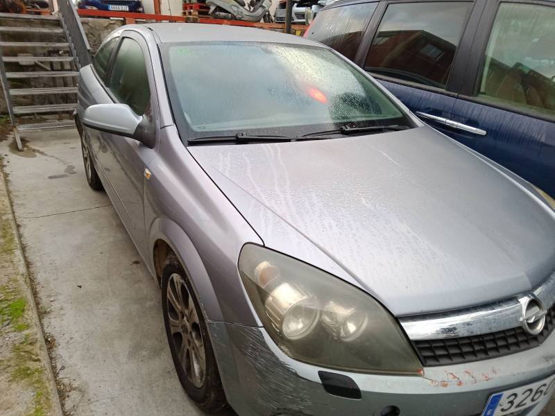 OPEL ASTRA H GTC (A04)