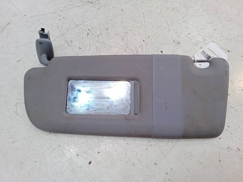 Recambio de parasol izquierdo para audi a3 (8l1) 1.9 tdi referencia OEM IAM    Recambio de parasol izquierdo para audi a3 (8l1) 1.9 tdi referencia OEM IAM