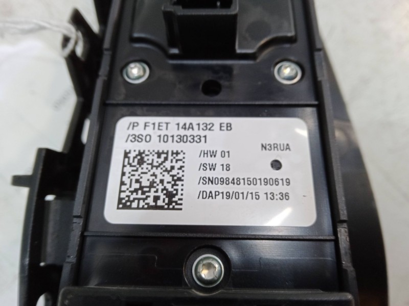 Recambio de mando elevalunas delantero izquierdo para ford fiesta vi (cb1, ccn) 1.25 referencia OEM IAM   