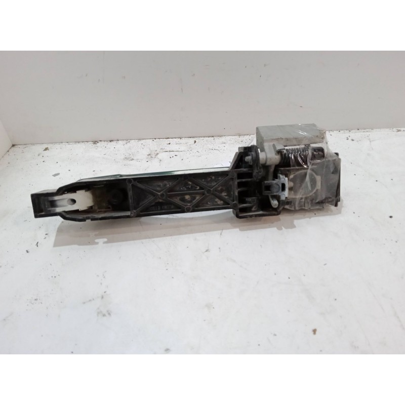 Recambio de maneta exterior puerta delantera derecha para nissan pathfinder iii (r51) 2.5 dci referencia OEM IAM    Recambio de maneta exterior puerta delantera derecha para nissan pathfinder iii (r51) 2.5 dci referencia OEM IAM