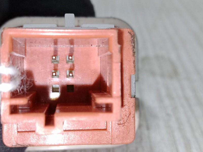 Recambio de warning para peugeot 407 (6d_) 2.0 hdi 135 (6drhrh, 6drhre, 6drhrg, 6drhrj) referencia OEM IAM   