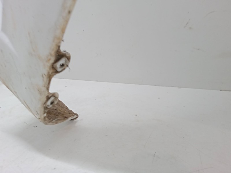 Recambio de aleta delantera derecha para chevrolet aveo / kalos hatchback (t200) 1.2 referencia OEM IAM   