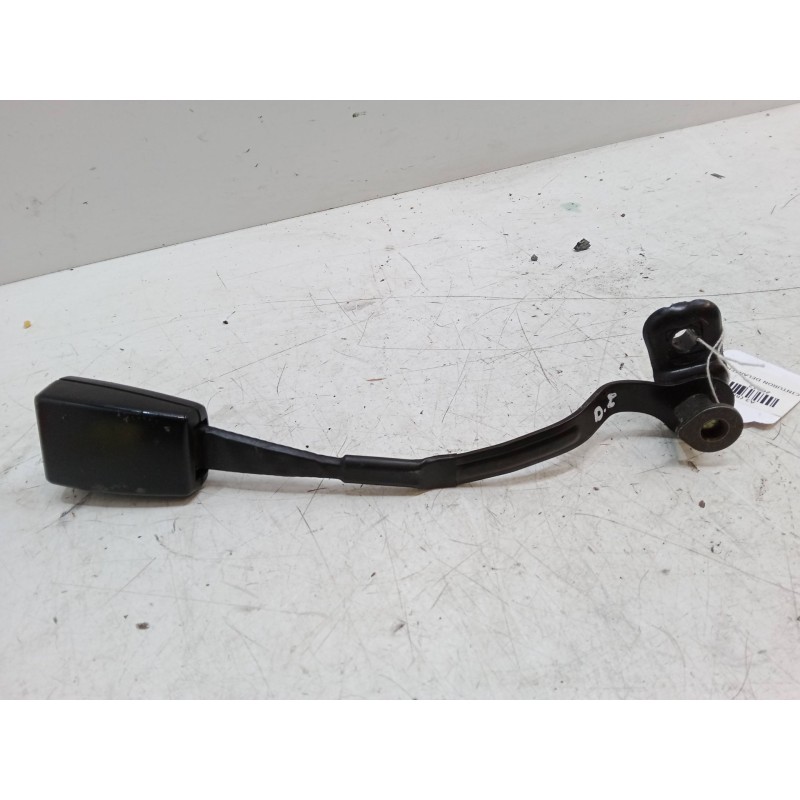 Recambio de anclaje cinturon delantero izquierdo para audi a3 (8l1) 1.9 tdi referencia OEM IAM   