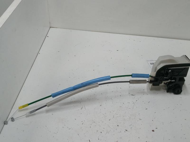 CERRADURA PUERTA TRASERA DERECHA 