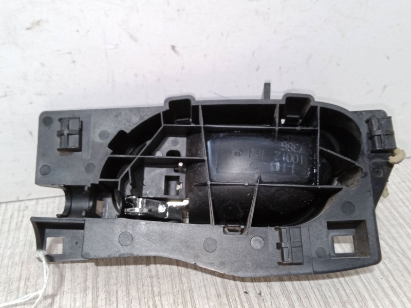 Recambio de maneta interior puerta delantera derecha para peugeot 407 (6d_) 2.0 hdi 135 (6drhrh, 6drhre, 6drhrg, 6drhrj) referen