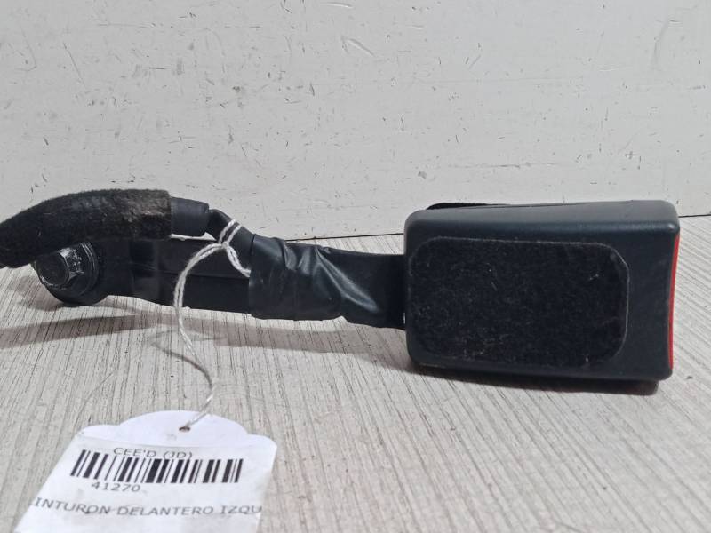 ANCLAJE CINTURON DELANTERO IZQUIERDO 