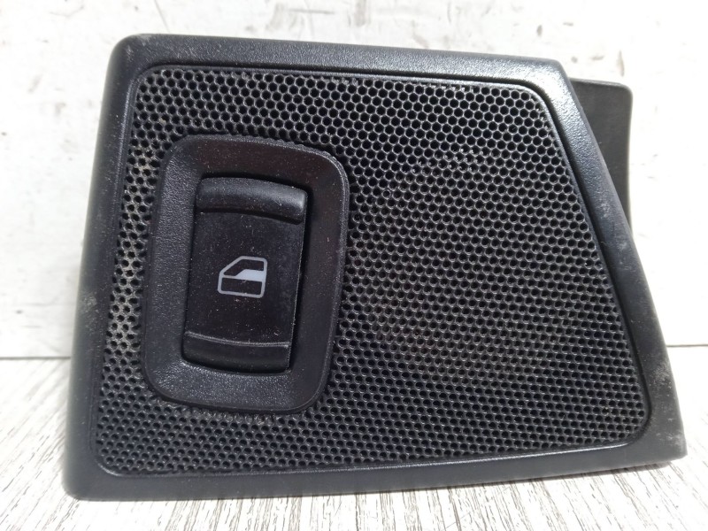 Recambio de mando elevalunas delantero derecho para skoda octavia i (1u2) 1.8 t referencia OEM IAM   