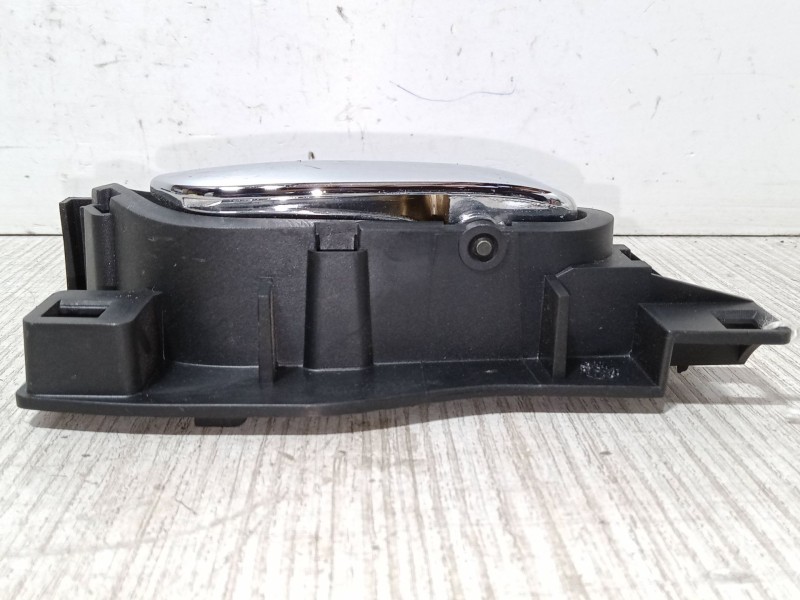 Recambio de maneta interior puerta delantera derecha para peugeot 407 (6d_) 2.0 hdi 135 (6drhrh, 6drhre, 6drhrg, 6drhrj) referen