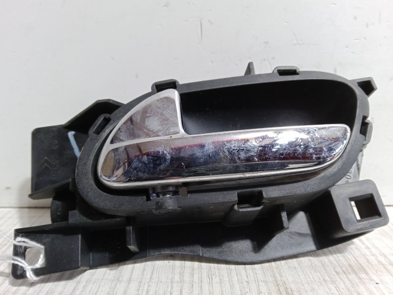 Recambio de maneta interior puerta delantera izquierda para peugeot 407 (6d_) 2.0 hdi 135 (6drhrh, 6drhre, 6drhrg, 6drhrj) refer