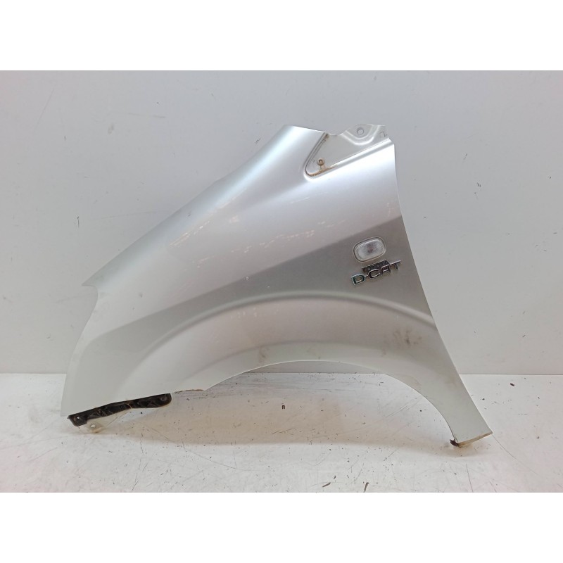 Recambio de aleta delantera izquierda para toyota corolla verso (zer_, zze12_, r1_) 2.2 d-4d (aur10_) referencia OEM IAM   