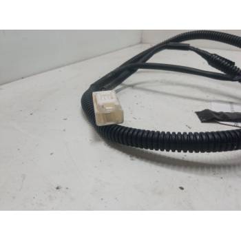 ANCLAJE CINTURON DELANTERO DERECHO 